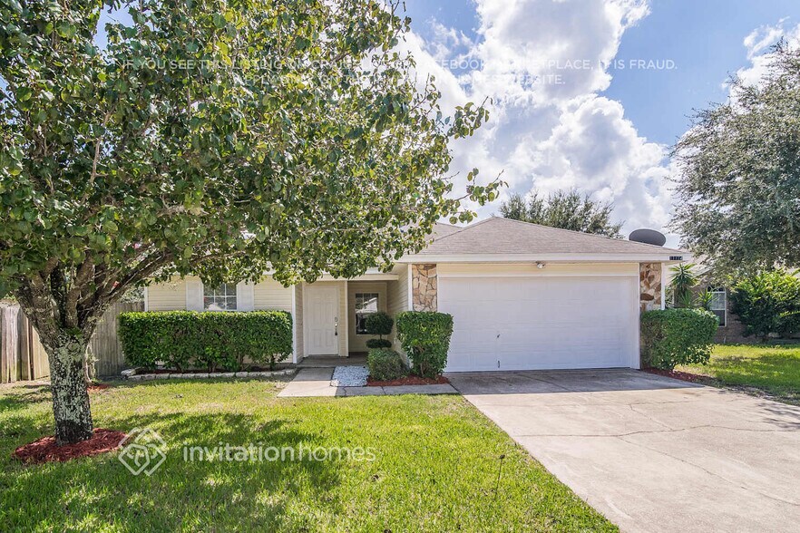 Primary Photo - 11114 Stanley Steamer Ln