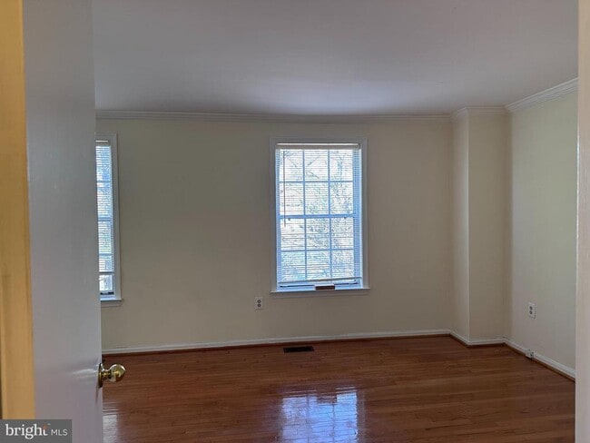 Building Photo - 10523 Polk Square Ct