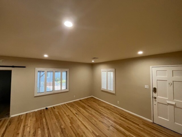 Building Photo - 5782 Hesperia Ave