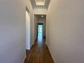 Building Photo - 4942 Hitchings Ct