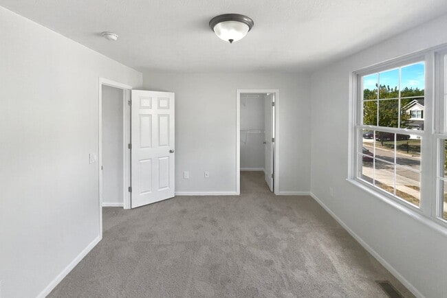 Building Photo - 7816 Birch Creek Dr
