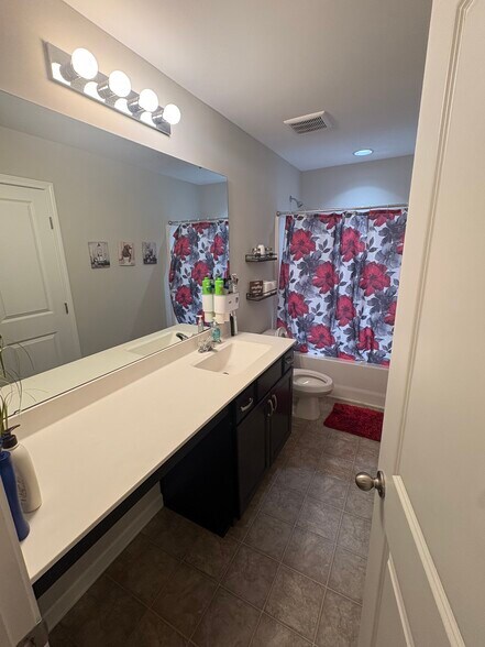 Building Photo - 3565 Massey Ridge Ct