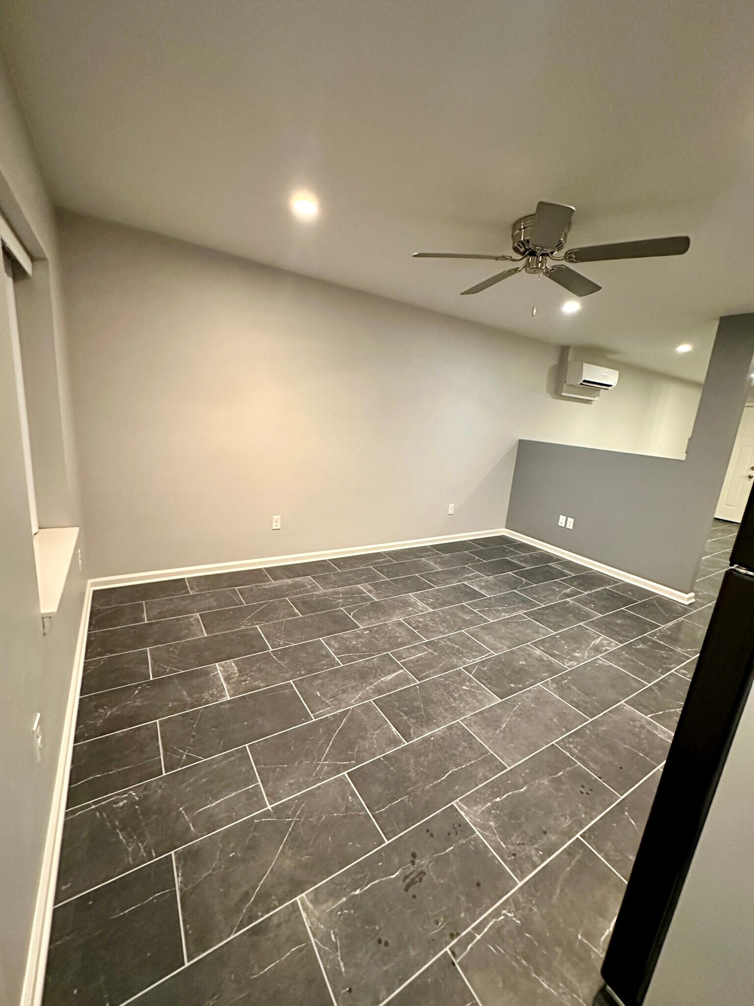 Living / Kitchen - 24 Trimble St