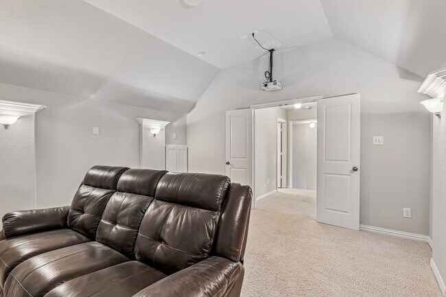 Building Photo - 1828 Houghton Dr