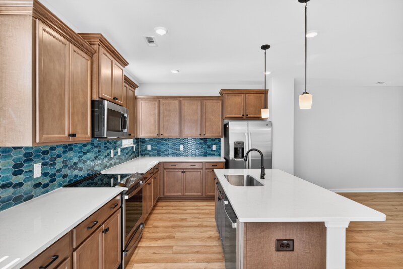 Building Photo - 315 Chesapeake Cmns St