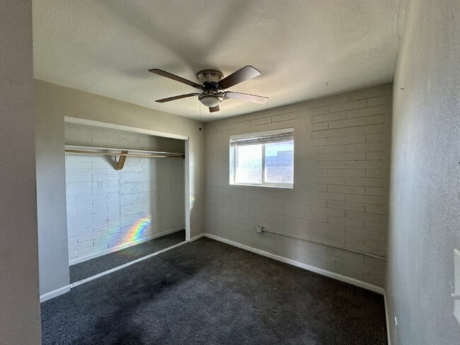 Building Photo - 561 S Meridian Rd