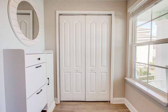 Building Photo - ST. AUGUSTINE HOME FOR RENT!