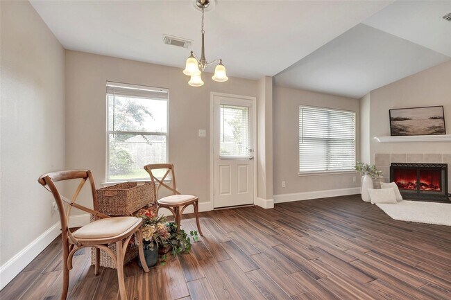 Building Photo - 10439 Hamlet Vale Ct