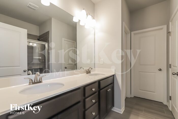 Building Photo - 4438 Rockrose Green Way
