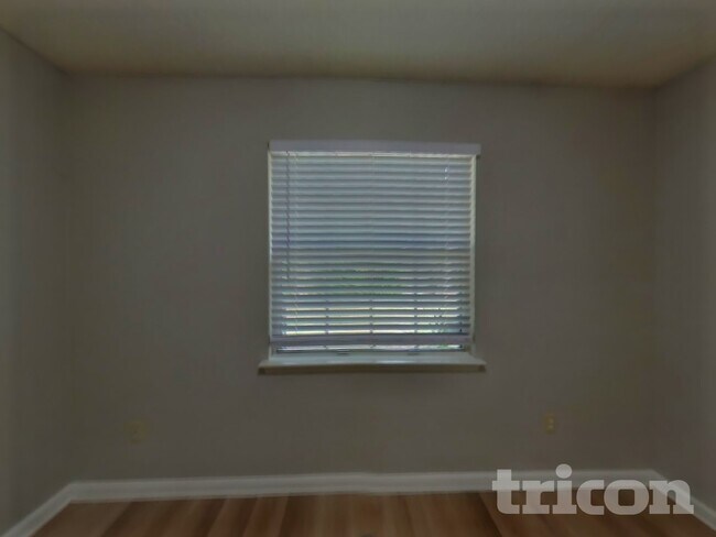 Building Photo - 3373 Millcrest Pl