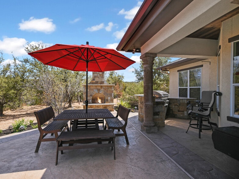 Building Photo - 4900 Canyon Ranch Trl
