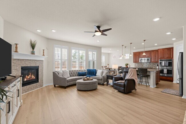 Building Photo - 2414 Leafdale Cir