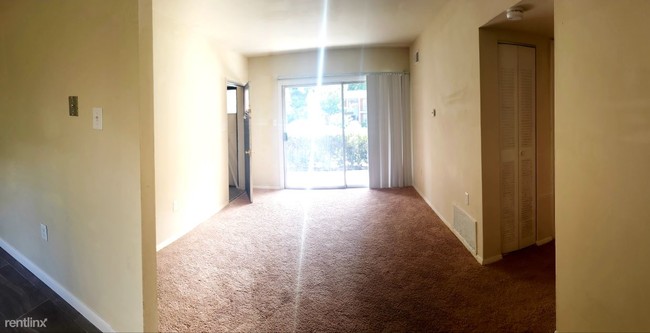 Building Photo - 2 br, 1 bath  - 1700 Carlisle Ave