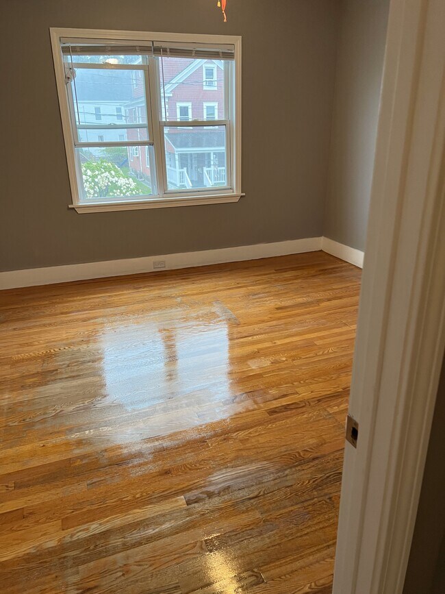 22 2nd Ave 22 2nd Ave Lowell MA 01854 Apartment Finder