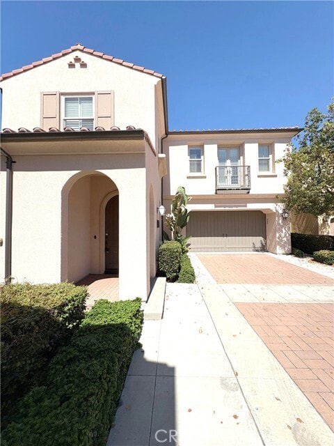 Building Photo - 89 Field Poppy