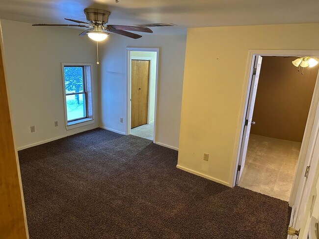 Building Photo - MGAM-MI-Andersonville Rd