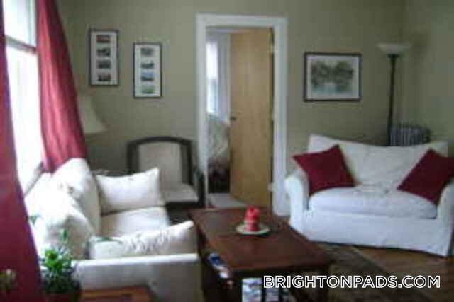 Building Photo - 45 Harriet St