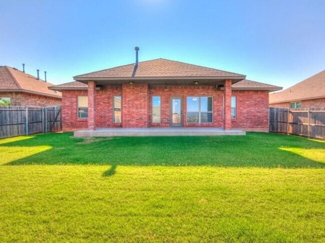Building Photo - 16301 Iron Tree Ln