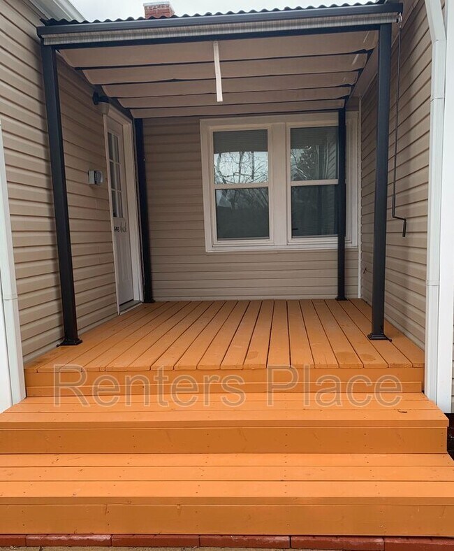 Building Photo - 5502 S Owasso Ave