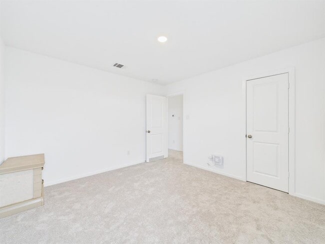 Building Photo - 2919 Summer Breeze Wy