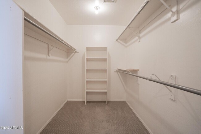 Building Photo - 16006 S 39th St