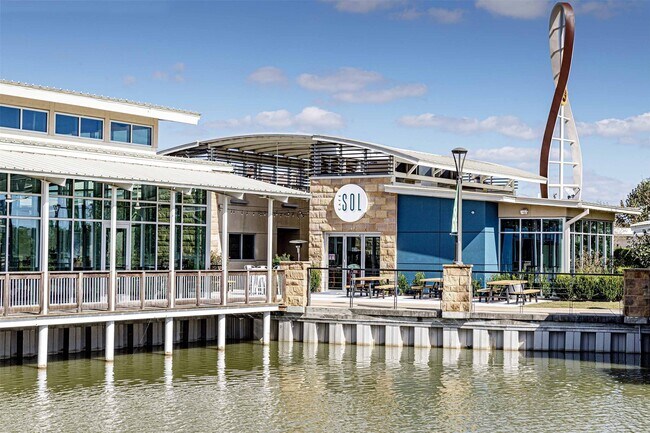 Building Photo - 9814 Carver Dr