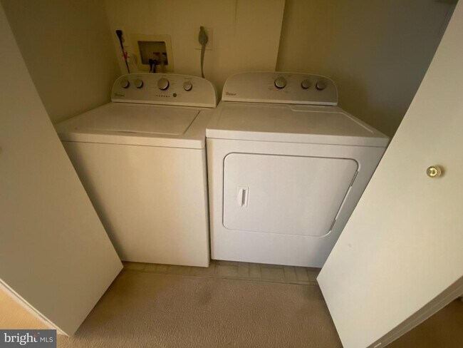 Building Photo - 1108 Pewter Ct