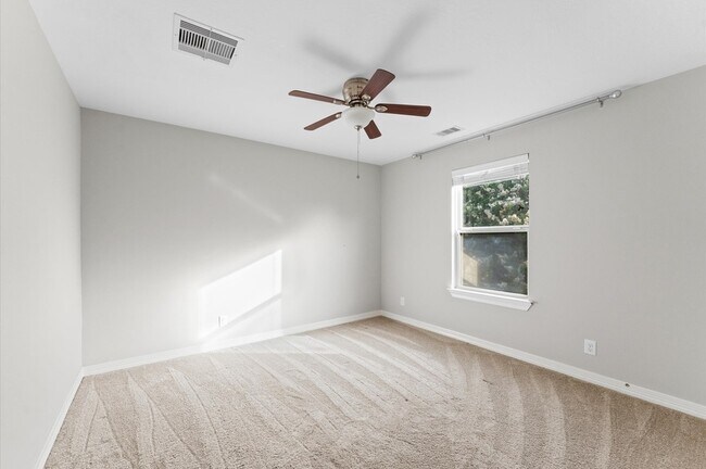 Building Photo - 3618 Bluebonnet Trace Dr