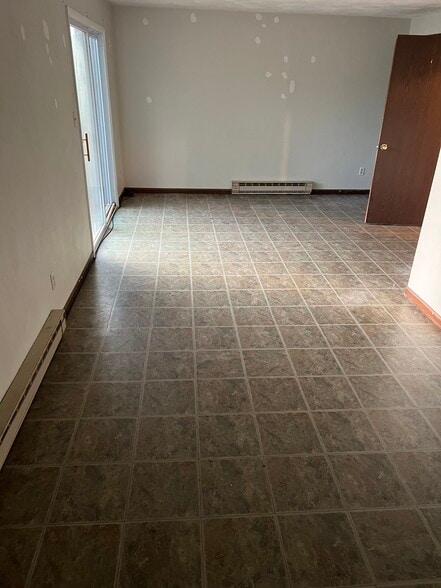 Bedroom downstairs - 832 Oakdale Rd
