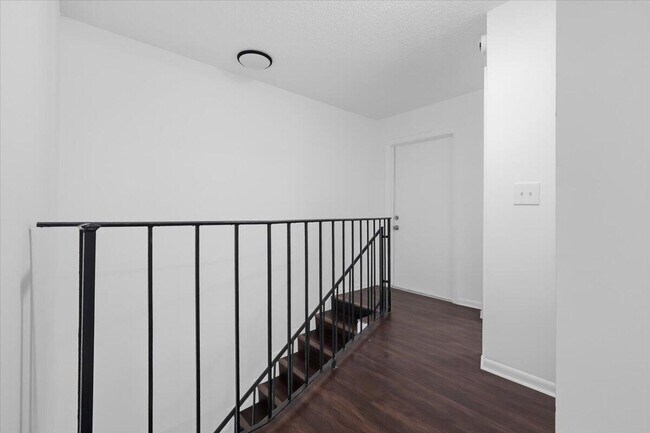 Building Photo - 3907 NW 76th Terrace