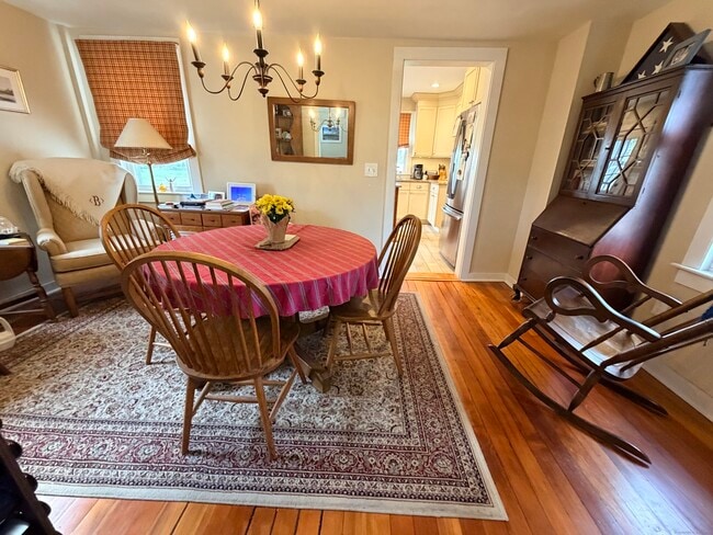 Building Photo - 113 Seaside Ave