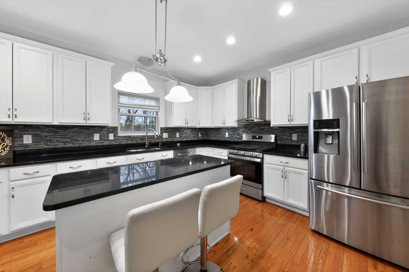 Building Photo - 6415 Evergreen Ct