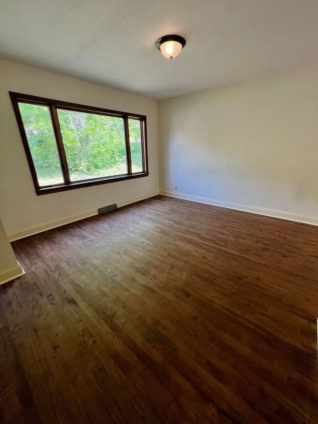 Building Photo - 1718 New St