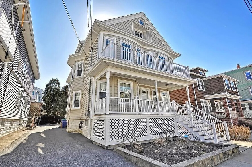 Building Photo - 154 W Adams St