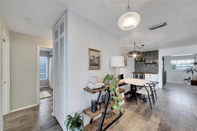 Building Photo - 2138 Timber Ln