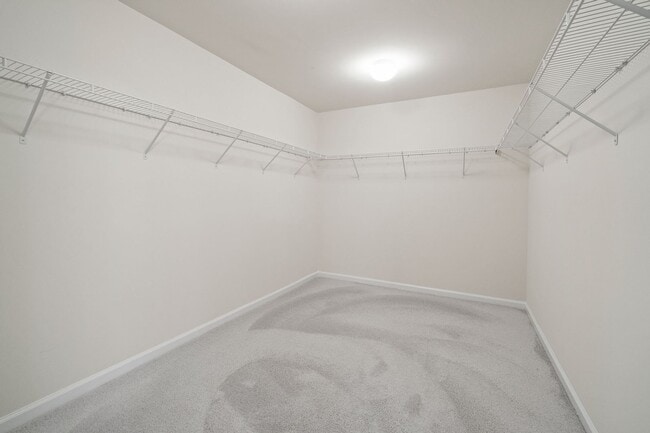 Building Photo - This Almost New Construction home, with 5 bedrooms & 4 baths