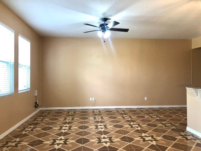 Building Photo - Nice 3/2.5 Two Story Condo in East Orlando!