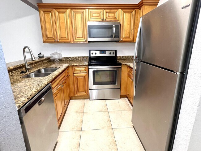 Building Photo - 1581 Balfour Point Dr