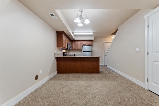 Building Photo - 9824 W Rosecroft Ct