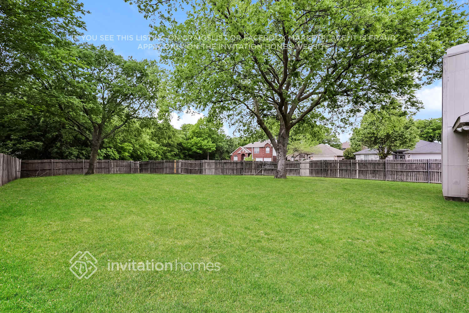 Building Photo - 3503 Daisy Ln