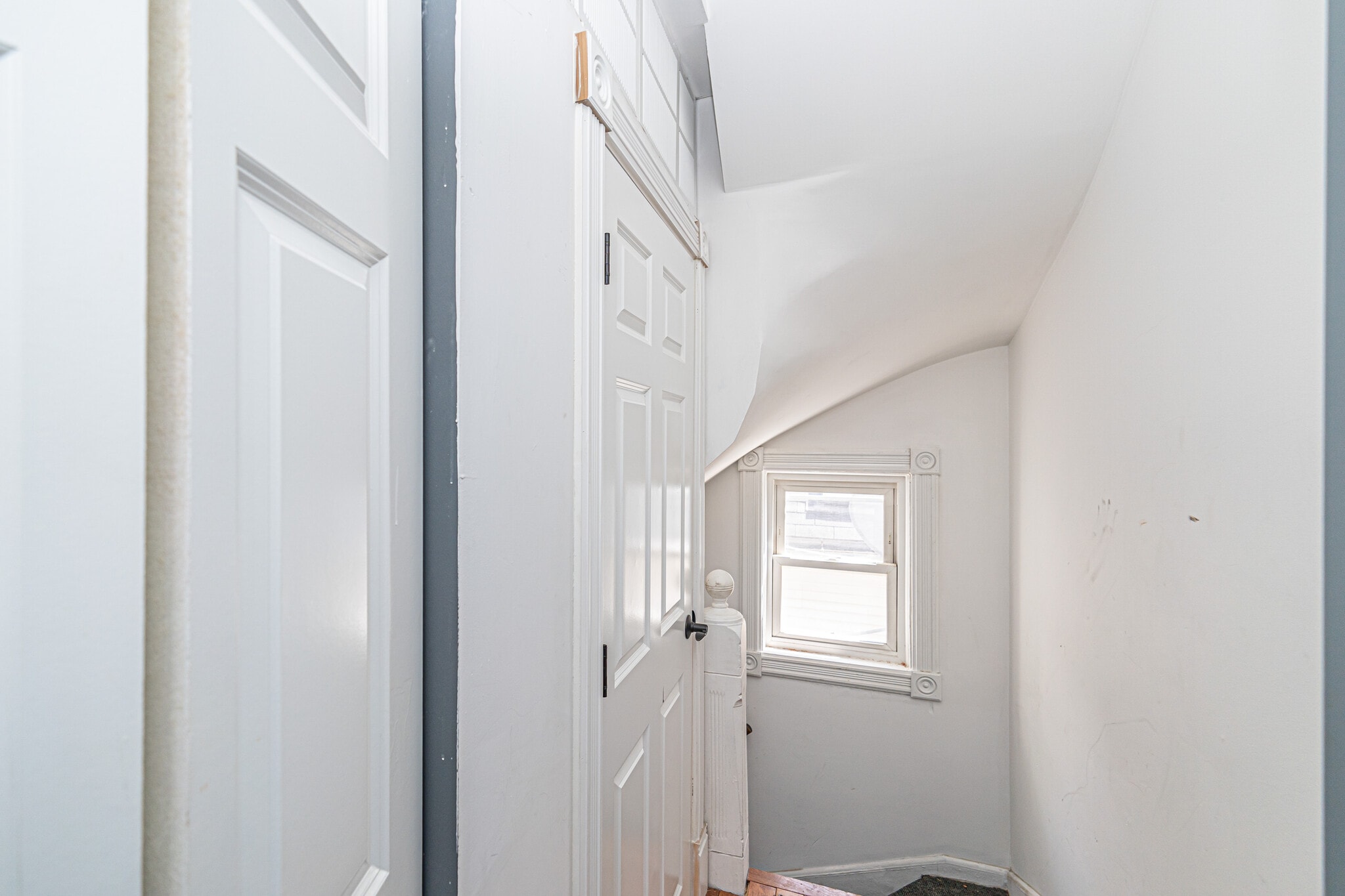 Front entrance - 2526 N Rockwell St