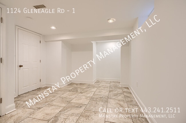 Building Photo - 1124 Gleneagle Rd