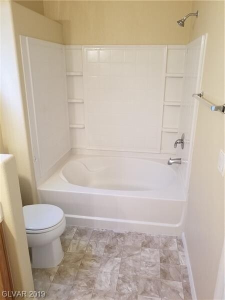 Building Photo - **$350 OFF 1ST MONTH RENT** Centennial Hil...