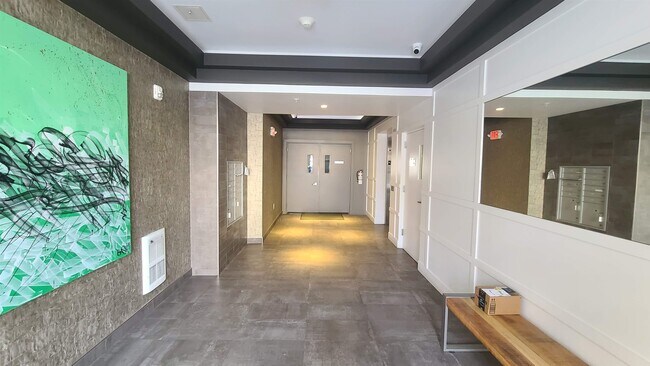 Building Photo - 111 75th St