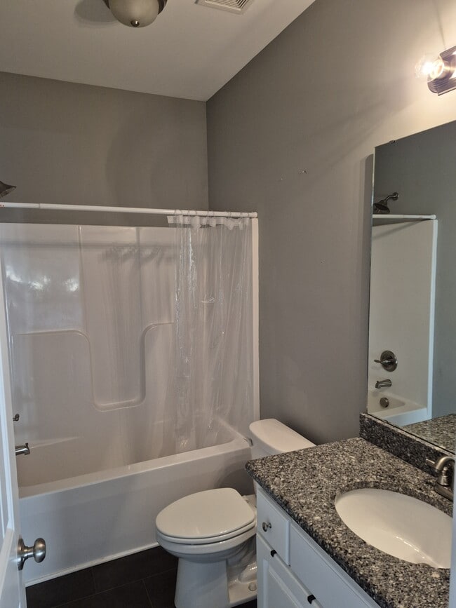 Building Photo - 1713 N Carolina St