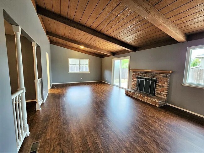 Building Photo - 3015 Barmouth Dr