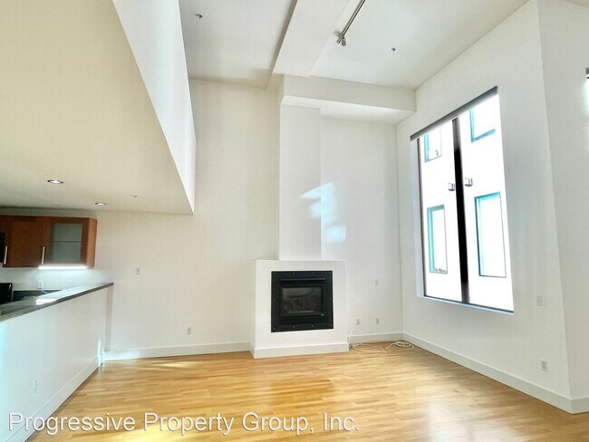 Building Photo - 1 br, 2 bath House - 200 Townsend #27