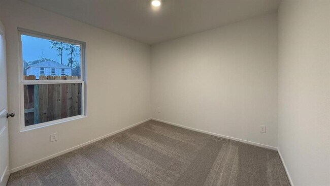 Building Photo - 1460 Cactus Rose Dr