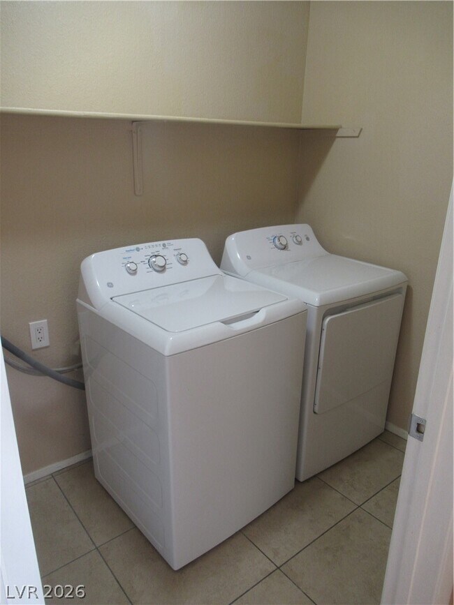 Building Photo - 2120 Ramrod Ave