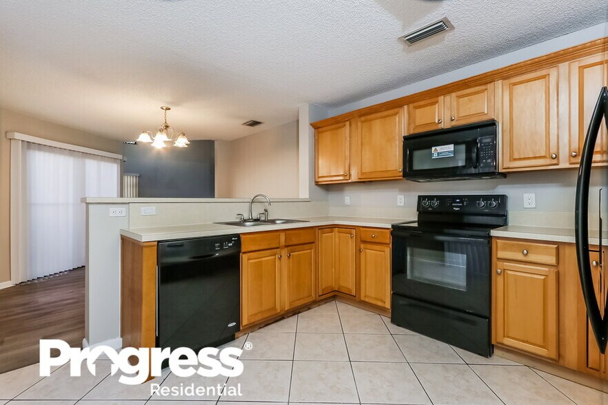 Building Photo - 1725 Shoreside Cir